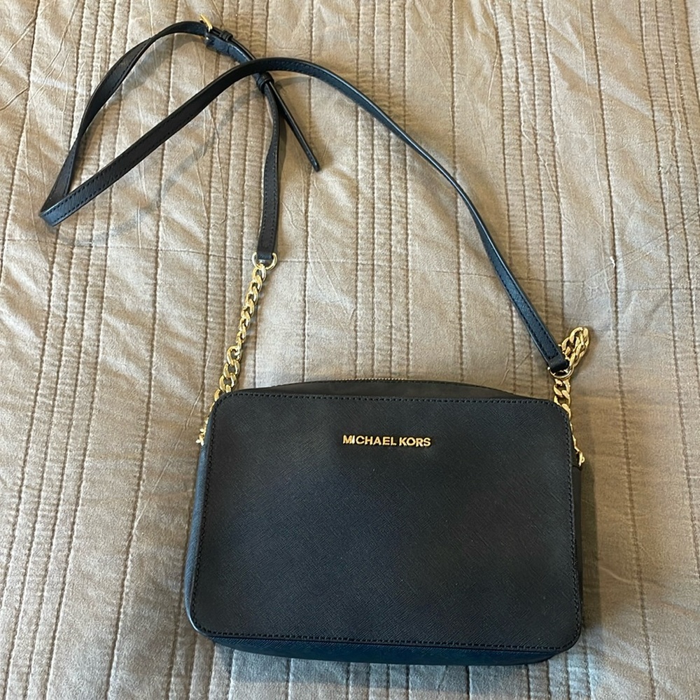 Black Michael Kors crossbody bag!